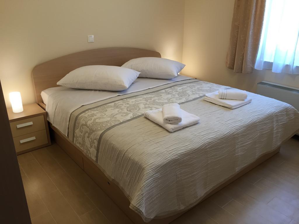 Apartments Sanbrandin Krk Town Δωμάτιο φωτογραφία